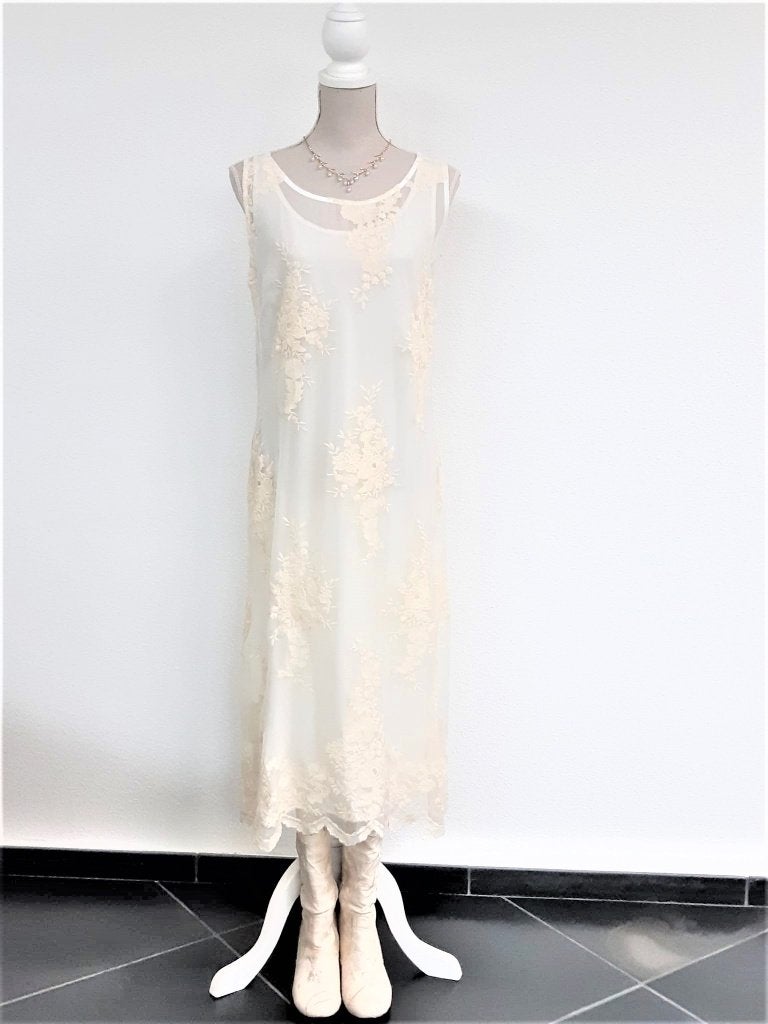 Elegante crème witte kantjurk voor uitgaan of huwelijk, Maat 38/40 (M), Verzenden, Wit, Nieuw