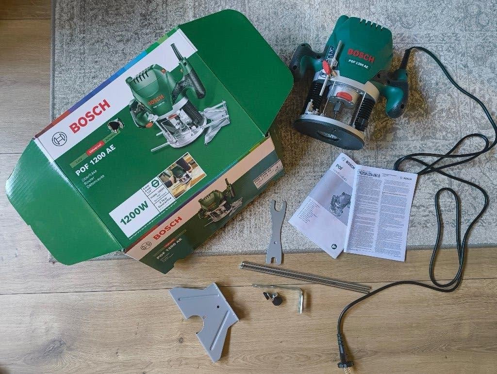 Bosch 1200ae bovenfrees ongebruikt, Doe-het-zelf en Verbouw, Nieuw, Ophalen of Verzenden, Bovenfrees, Bosch