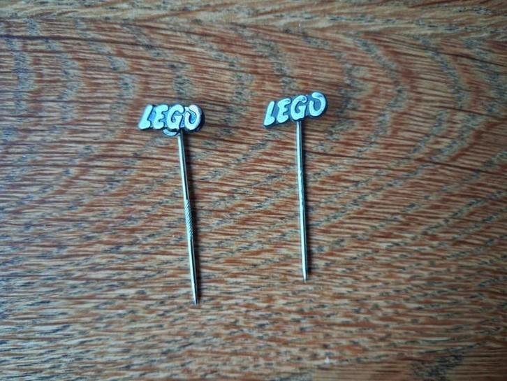 2x Vintage Lego Speldjes speldje speld, Ophalen of Verzenden, Gebruikt, Overige onderwerpen