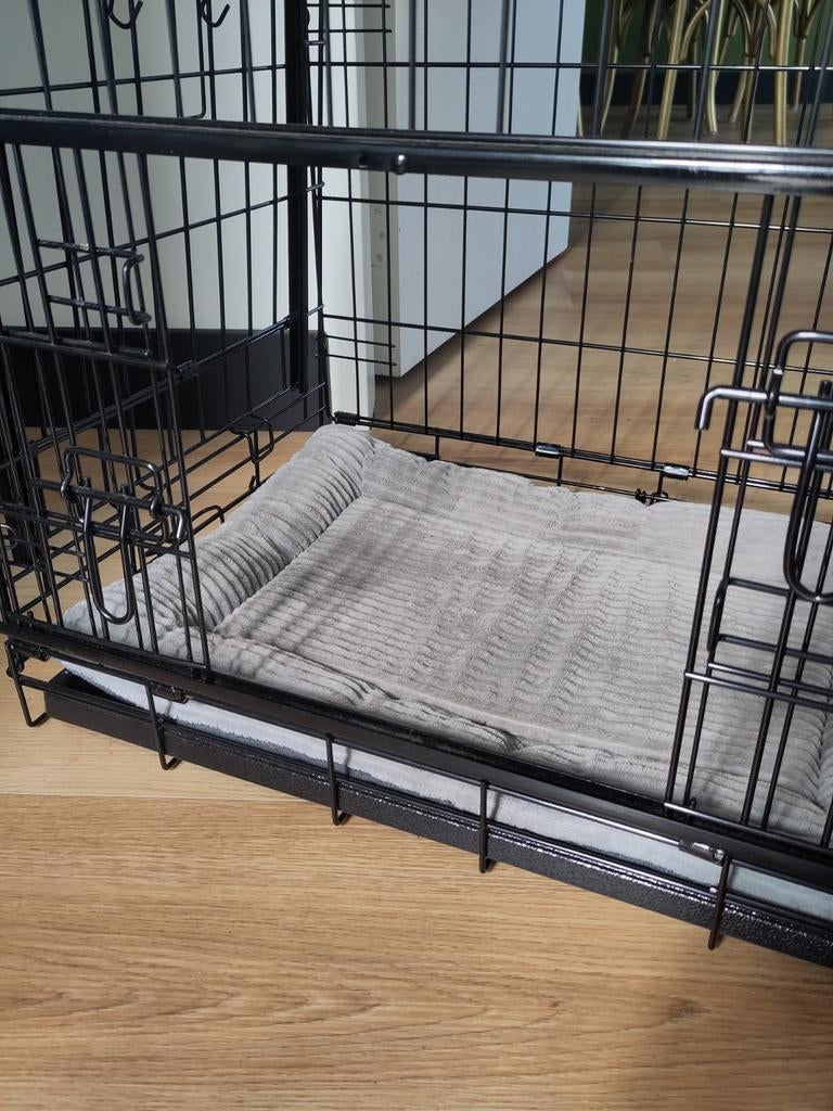 Bench - zwart, netjes, 60x48x48, Dieren en Toebehoren, Hondenbenches, Ophalen, Zo goed als nieuw
