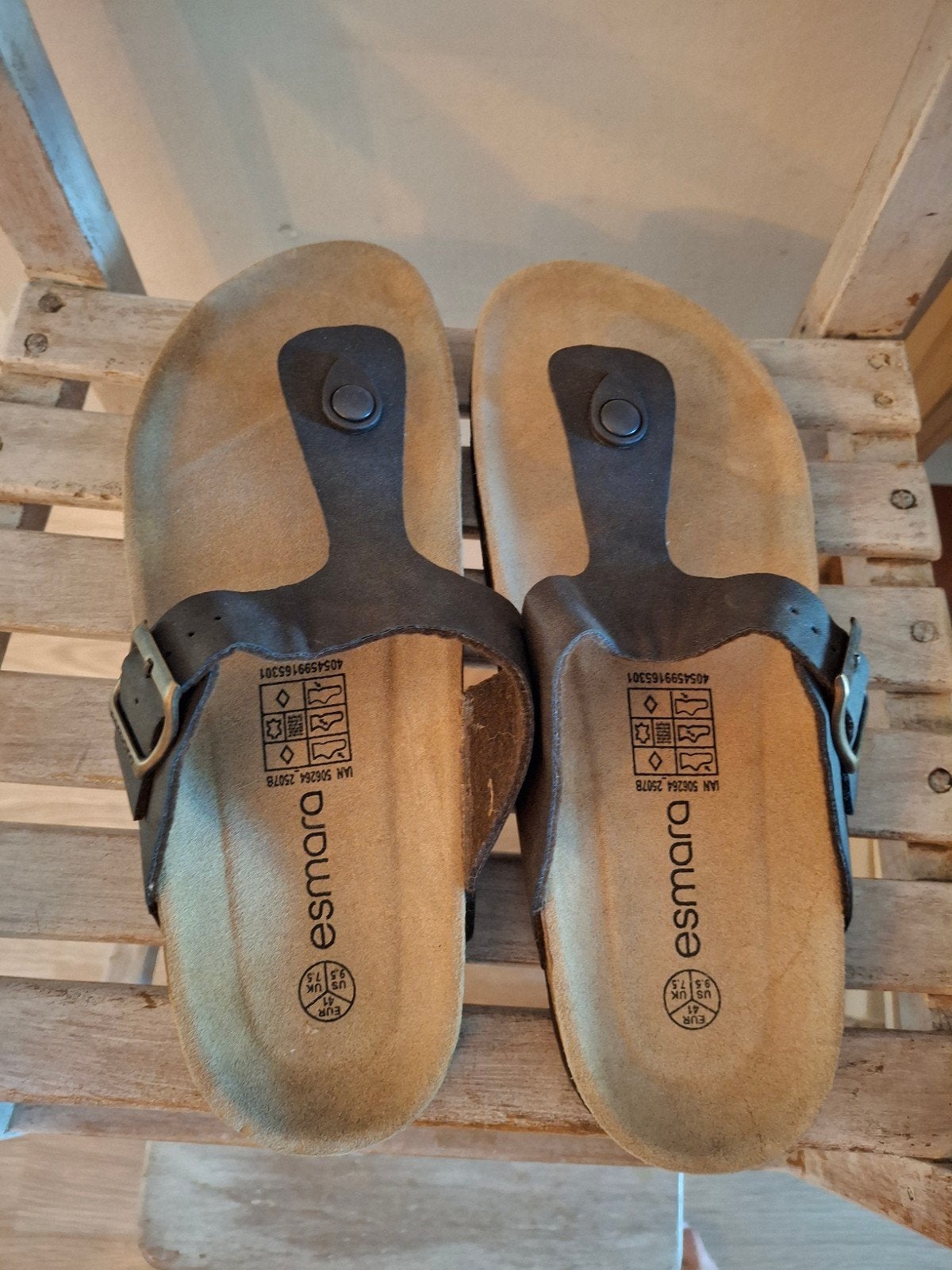 Bruine teenslippers Esmara (Lidl) maat 41 (valt als 40), Kleding | Dames, Schoenen, Ophalen of Verzenden
