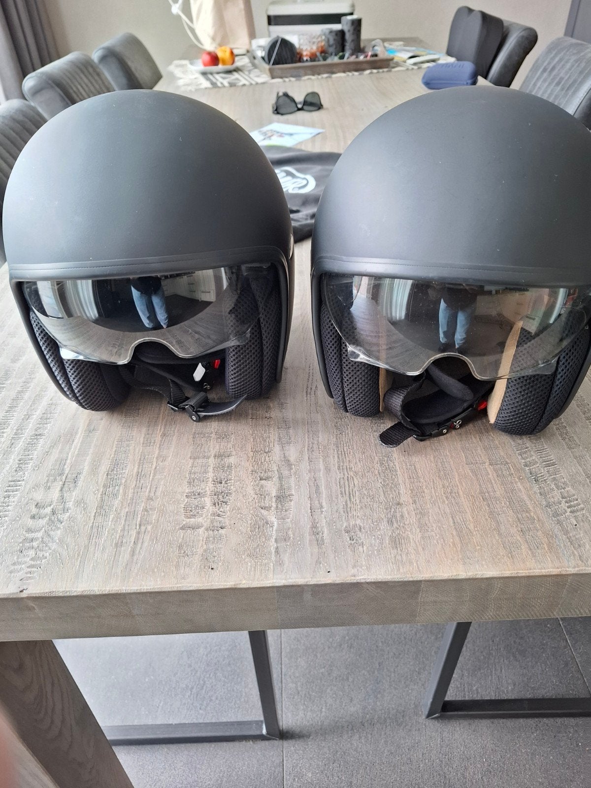 Te Koop. 2 pothelmen met vizier, M, Dames, Overige typen, Tweedehands