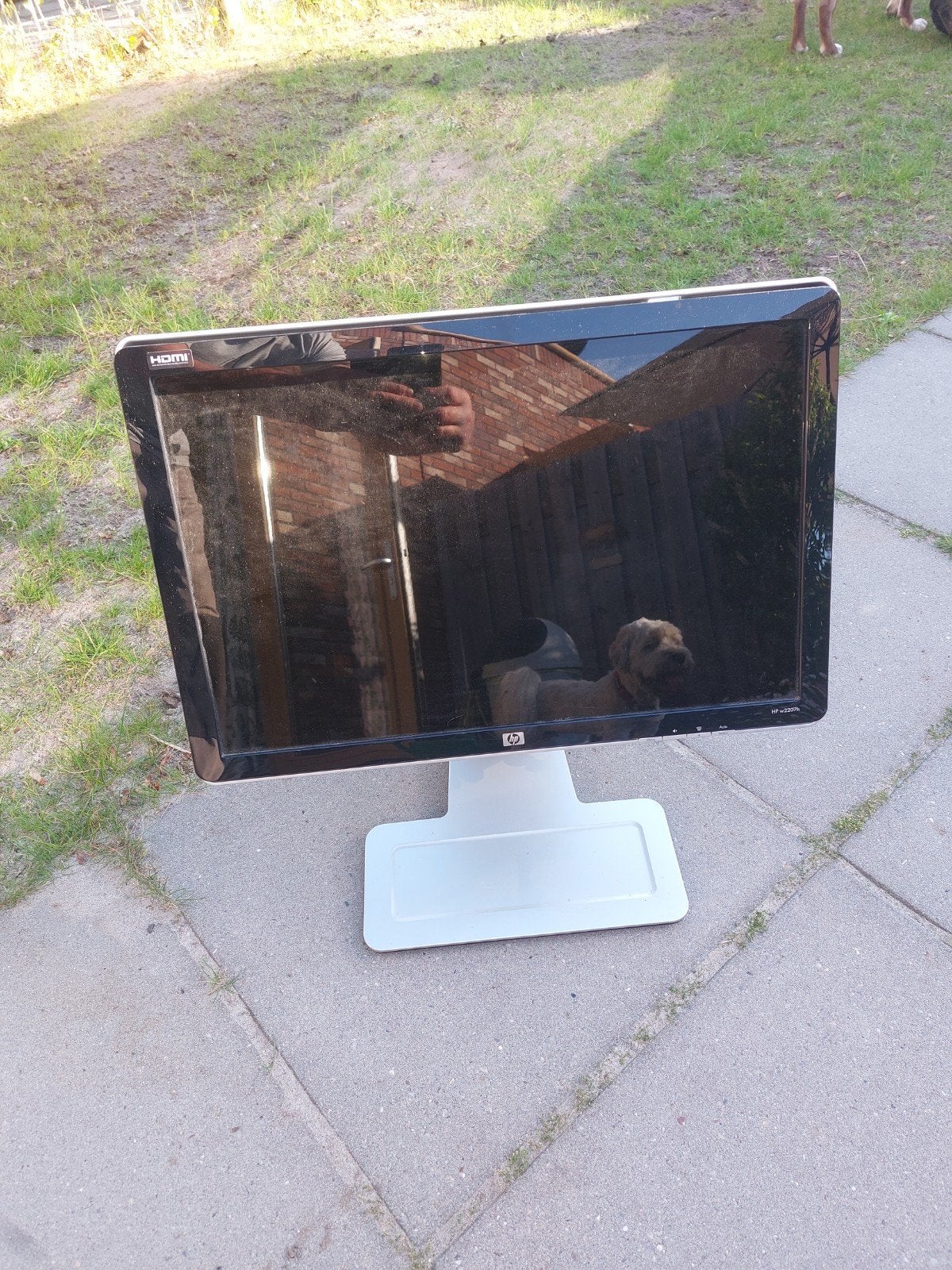 HP beeldscherm/ monitor, Computers en Software, Monitoren, IPS, Full HD, Ophalen of Verzenden, Zo goed als nieuw
