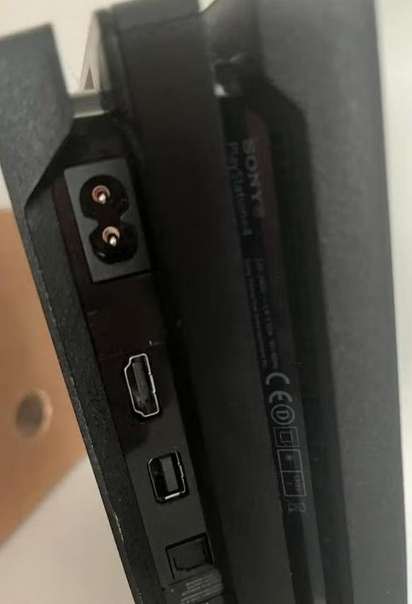 PlayStation 4 Pro 7216b laatste versie. Als nieuw geen v12.0, Spelcomputers en Games, Spelcomputers | Sony PlayStation 4, Ophalen of Verzenden