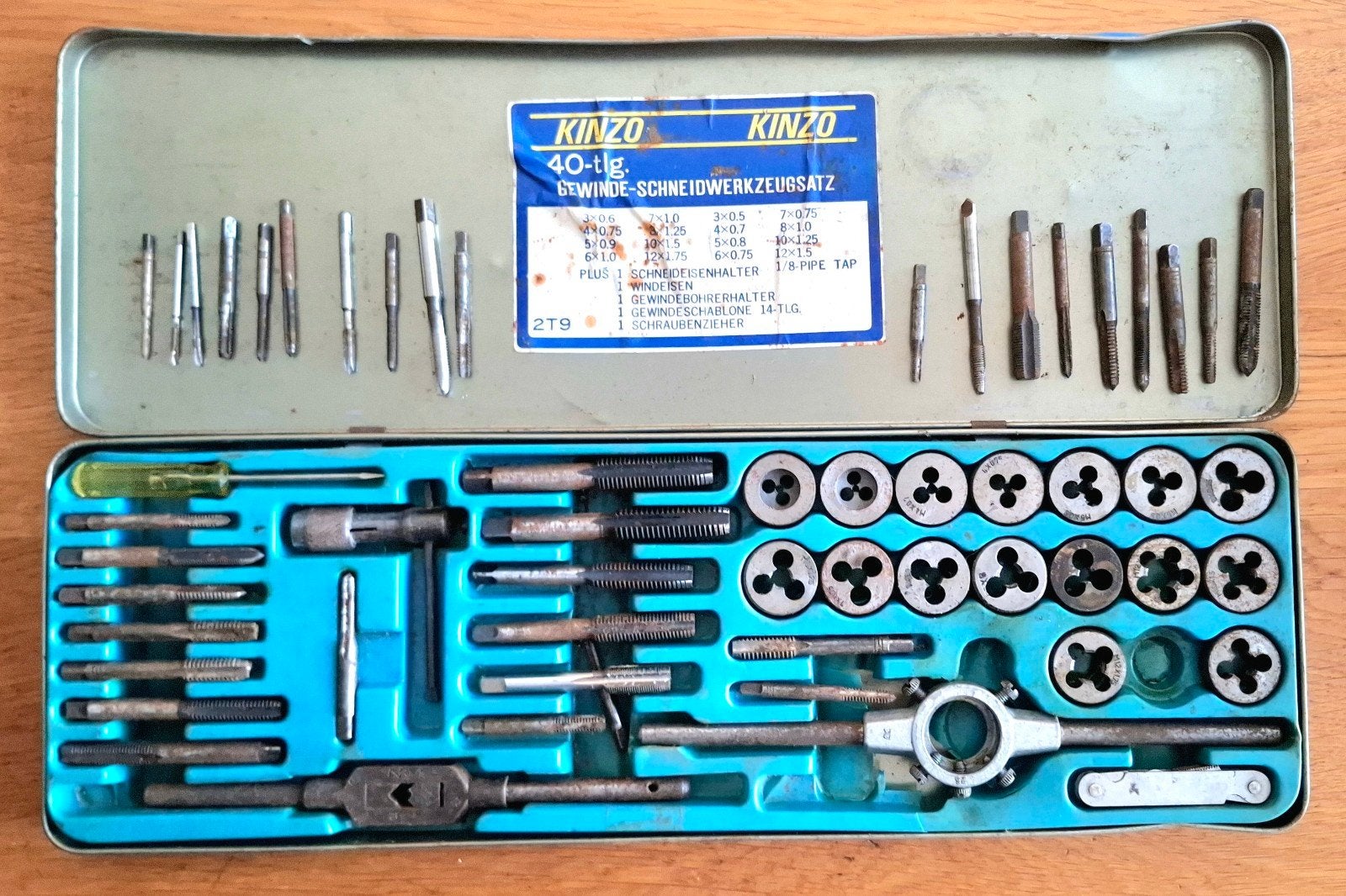 Kinzo 40-delige Draadsnij/ Tap Set, Ophalen of Verzenden, Gebruikt, Gereedschapsset, Overige merken