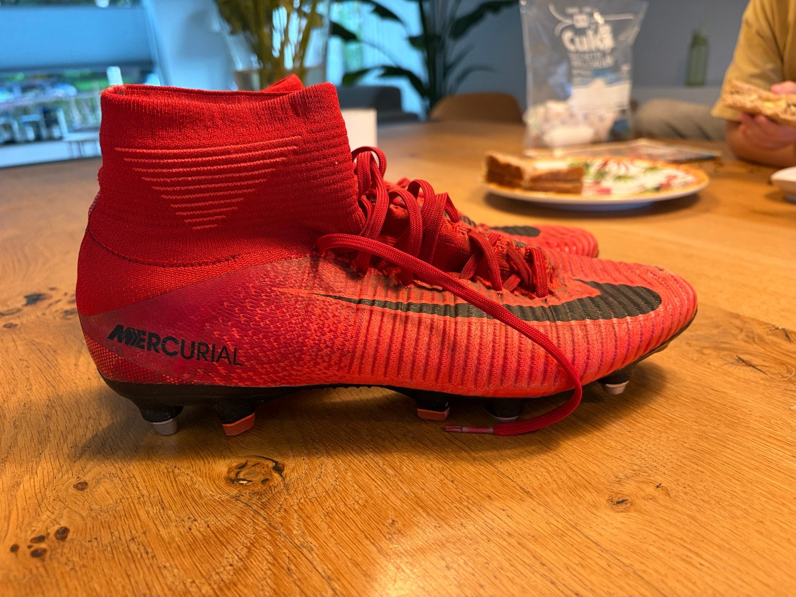 NIKE MERCURIAL SUPERFLY SG - US 9 - EUR 42,5, Maat XS of kleiner, Ophalen of Verzenden, Gebruikt, Schoenen