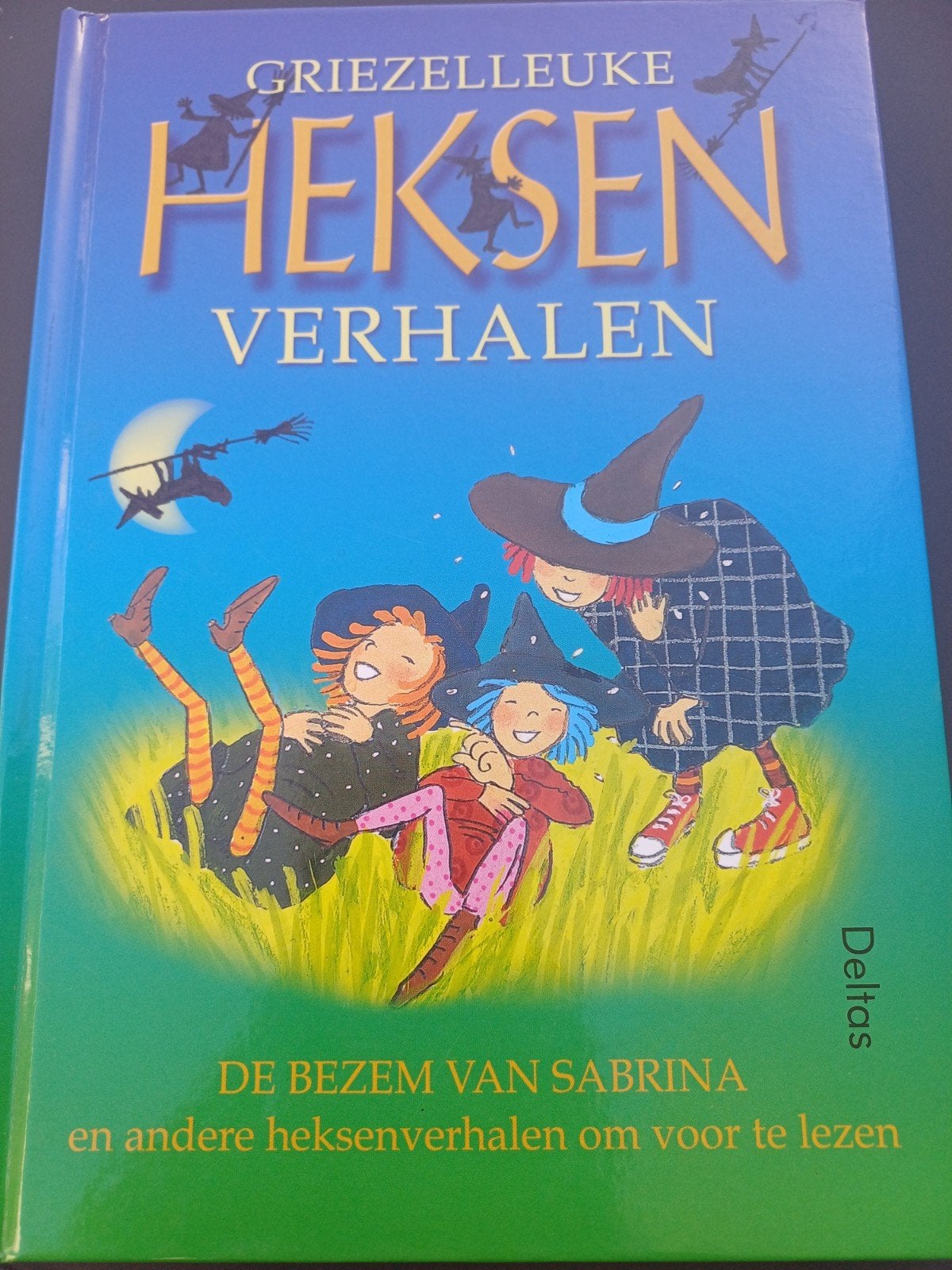 Griezelige Heksenverhalen - De Bezem van Sabrina, Ophalen of Verzenden, Zo goed als nieuw, Onbekend, Sprookjes