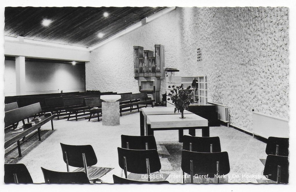 Dussen Interieur geref kerk Ansichtkaart ( B7125 ), Ophalen of Verzenden, 1960 tot 1980, Ongelopen, Groningen