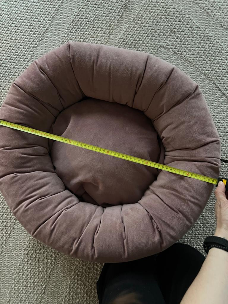 Luna & Teo Dog Bed - Ø 56cm - Like New (Used twice), Ophalen of Verzenden, Zo goed als nieuw