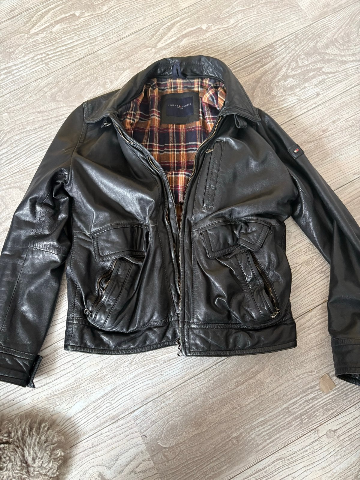 Tommy Hilfiger jasje, Ophalen, Zo goed als nieuw, Maat 38/40 (M), Zwart