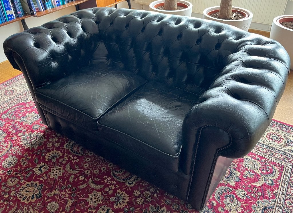 Chesterfield 2-zits bank, donkerbruin, Ophalen, Gebruikt, 150 tot 200 cm, Tweepersoons