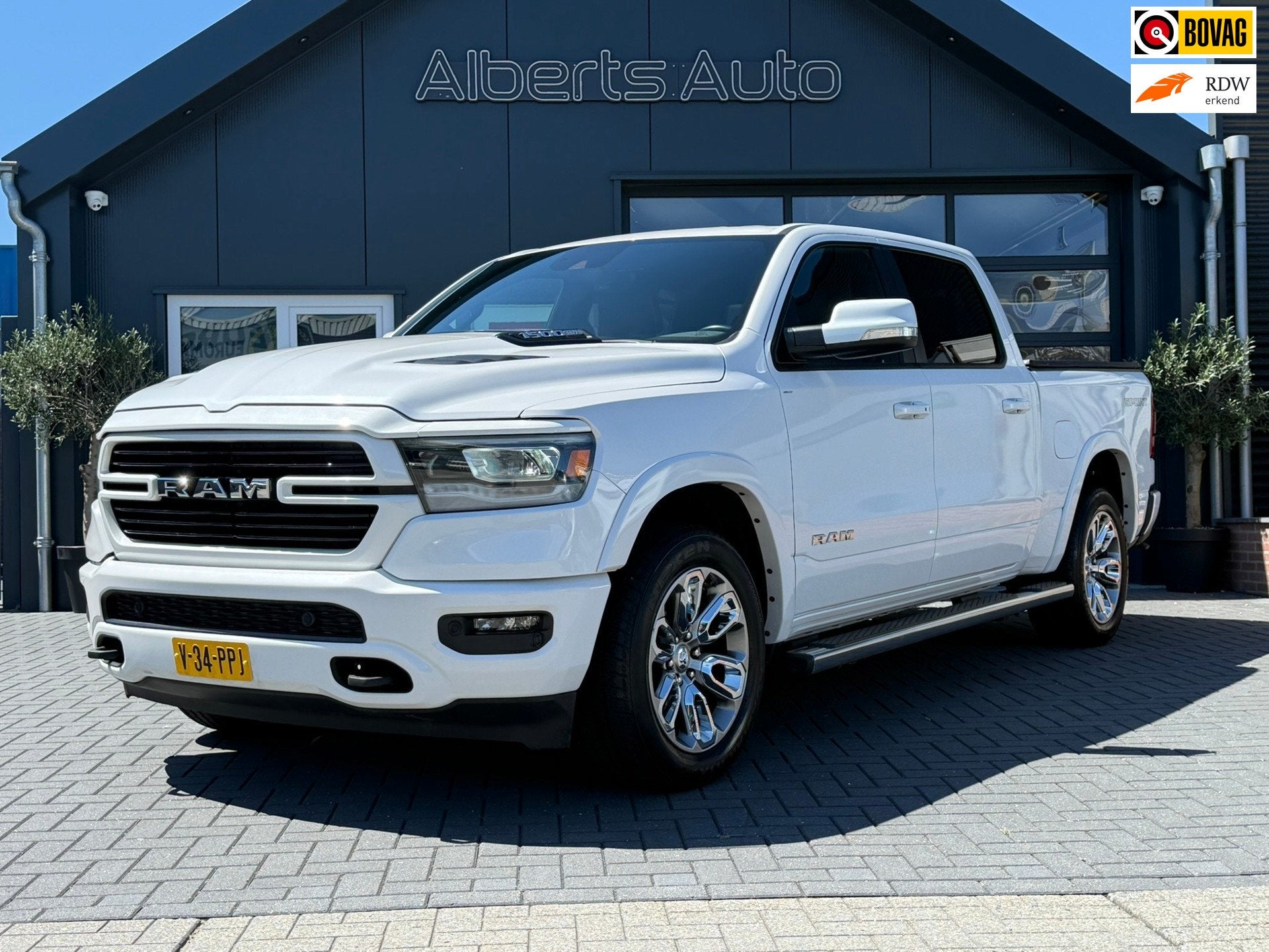 Dodge RAM 1500 5.7 V8 4x4 Crew Cab Laramie Sport | 2023 | LP, Auto's, Automaat, Gebruikt, 5654 cc, Wit