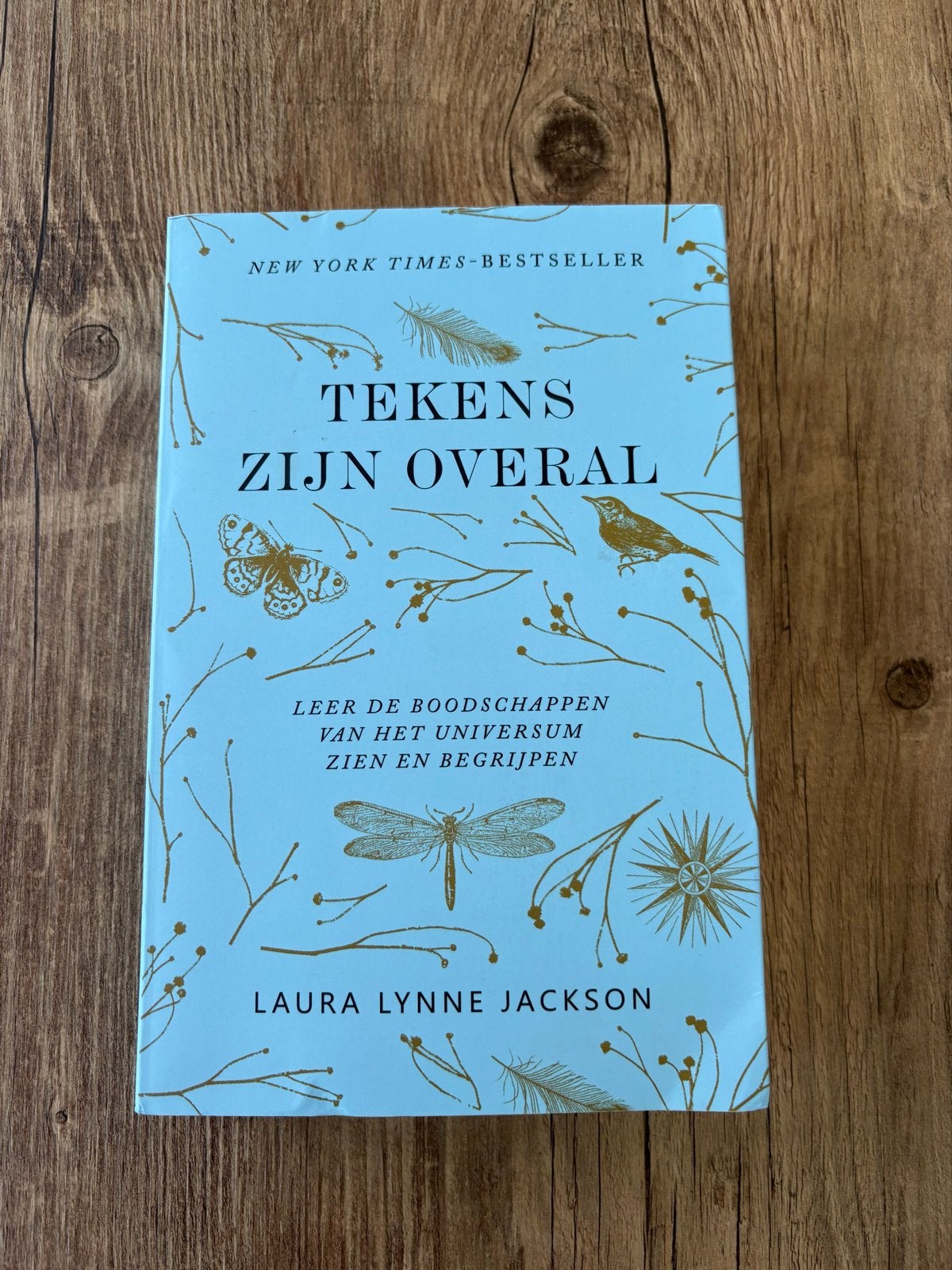 Tekens Zijn Overal - Laura Lynne Jackson, Ophalen of Verzenden, Zo goed als nieuw, Spiritualiteit algemeen, Achtergrond en Informatie