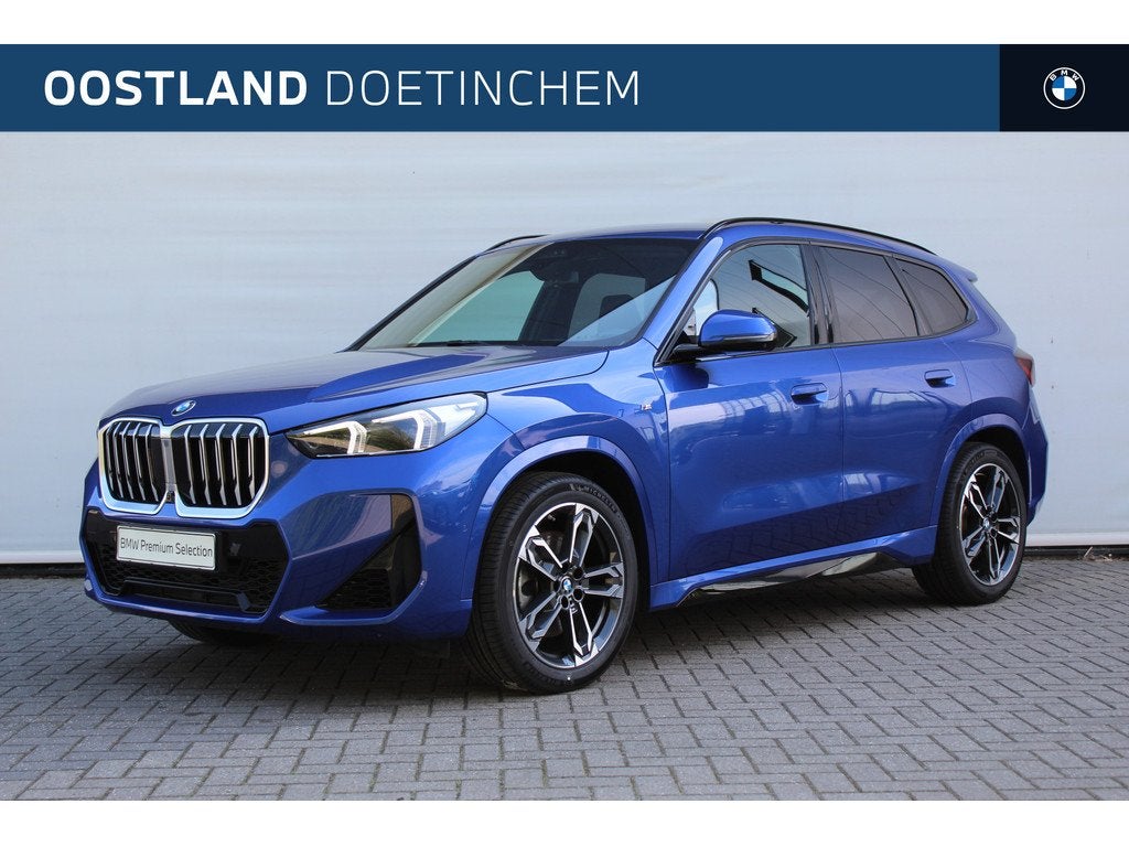 BMW X1 xDrive23i High Executive M Sport Automaat / Trekhaak