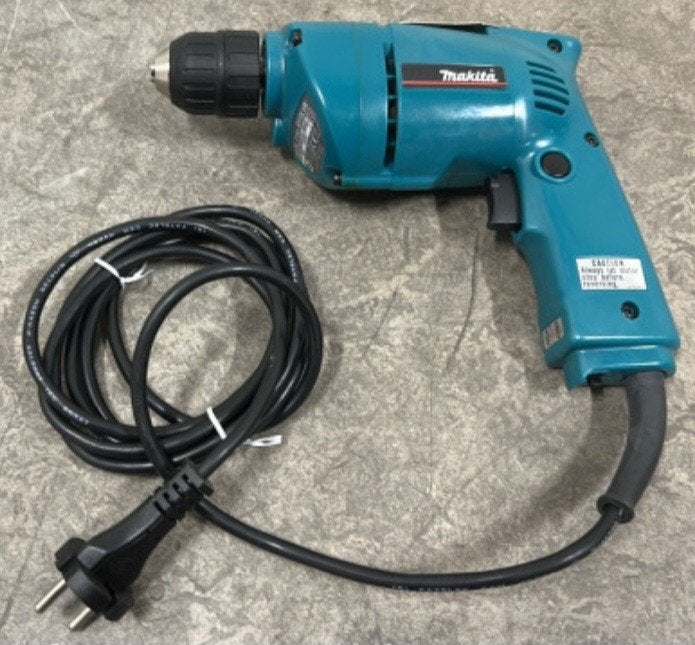 Makita 6510LVR Nieuw, Ophalen of Verzenden, Nieuw, 400 tot 600 watt, Boormachine