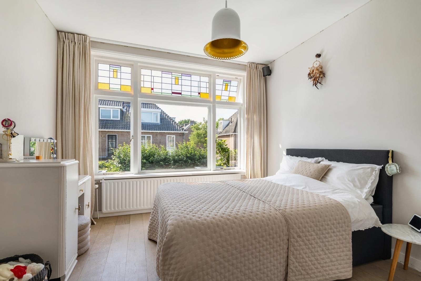Moooi hanglamp wit met gouden binnenkant, Huis en Inrichting, Ophalen of Verzenden, Gebruikt, Metaal