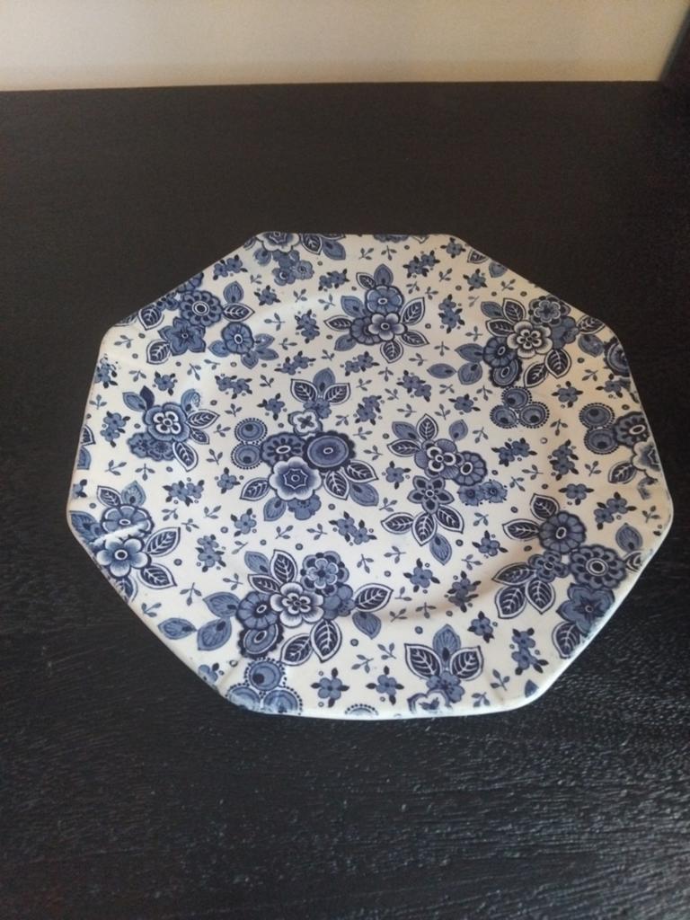 Beatrix keramiek bord Maastricht 20 cm Prijs €7,50, Antiek en Kunst, Ophalen of Verzenden