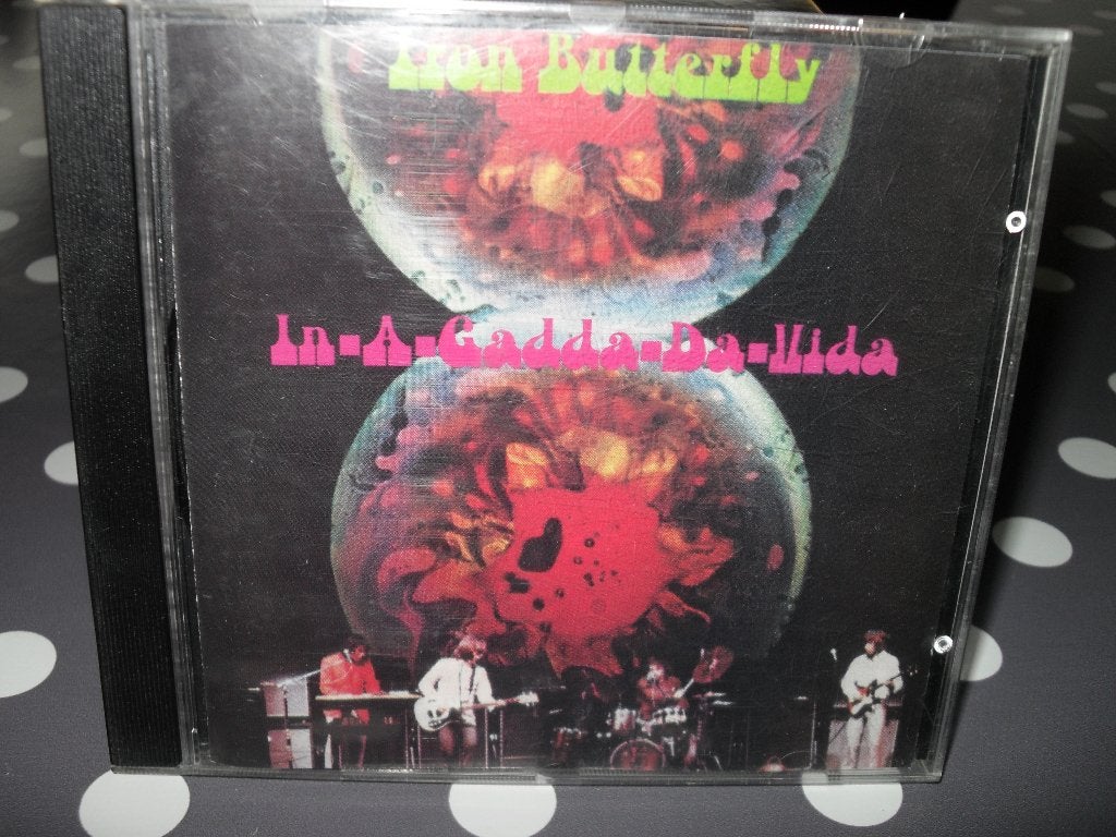 CD IRON BUTTERFLY-IN-A-GADDA-DA-VIDA., Cd's en Dvd's, Hard Rock, Eerste persing, Ophalen of Verzenden, Zo goed als nieuw