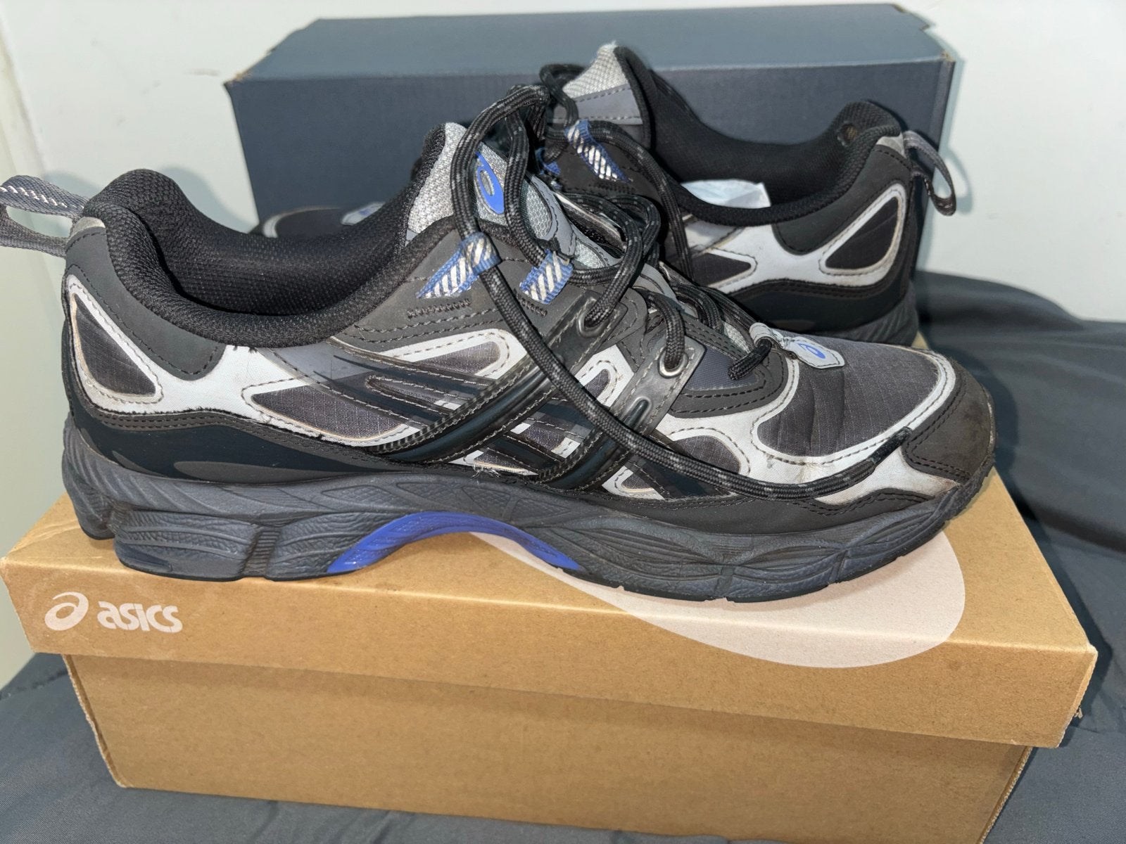 ASICS Sneakers Zwart/Grijs/Wit/Blauw - Maat 43,5, Ophalen of Verzenden, Gedragen, Zwart, Sneakers of Gympen