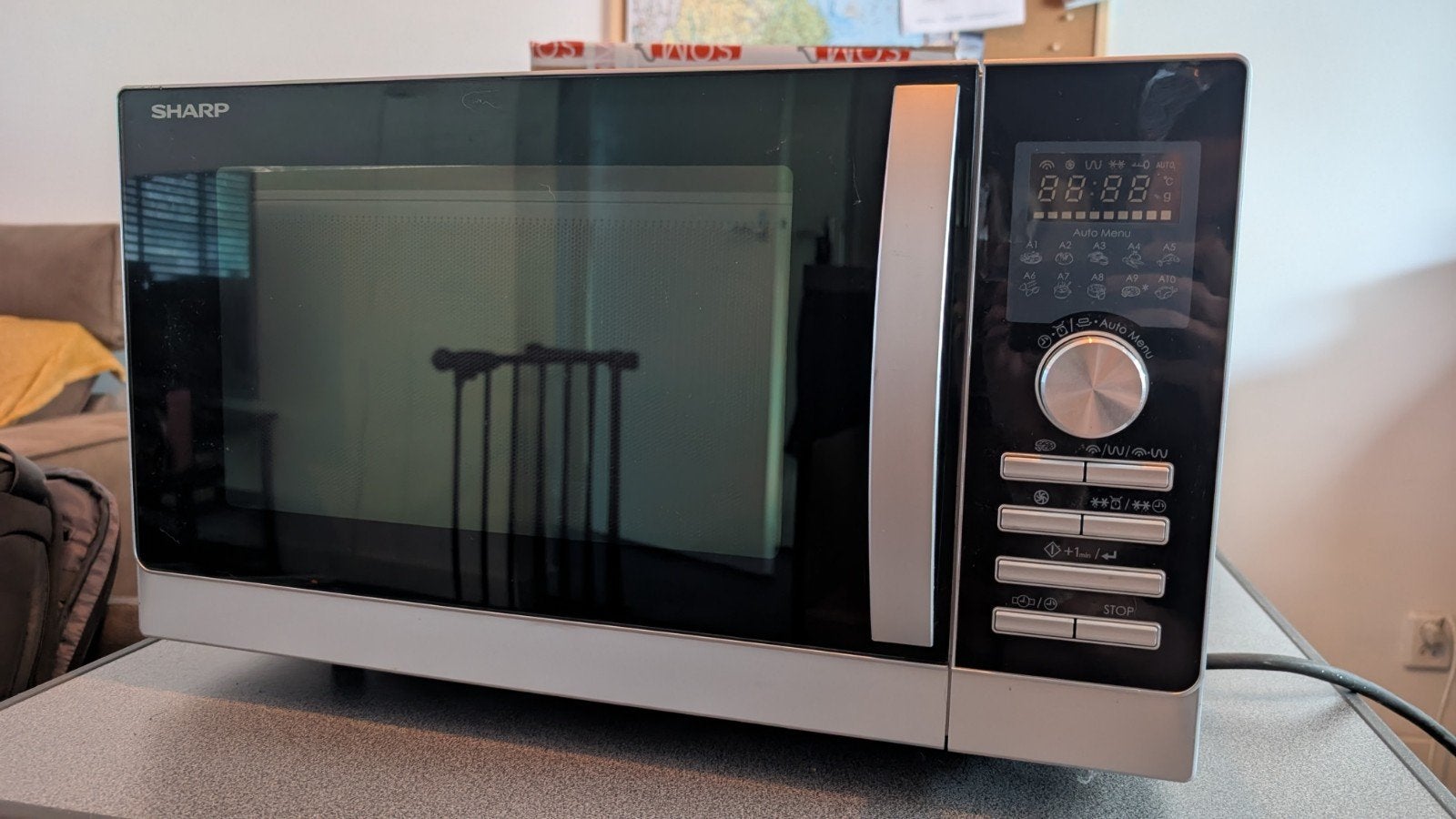 Sharp R-843(IN)W Combi Magnetron - Goede staat, Ophalen, Combimagnetron, Gebruikt, Hete lucht