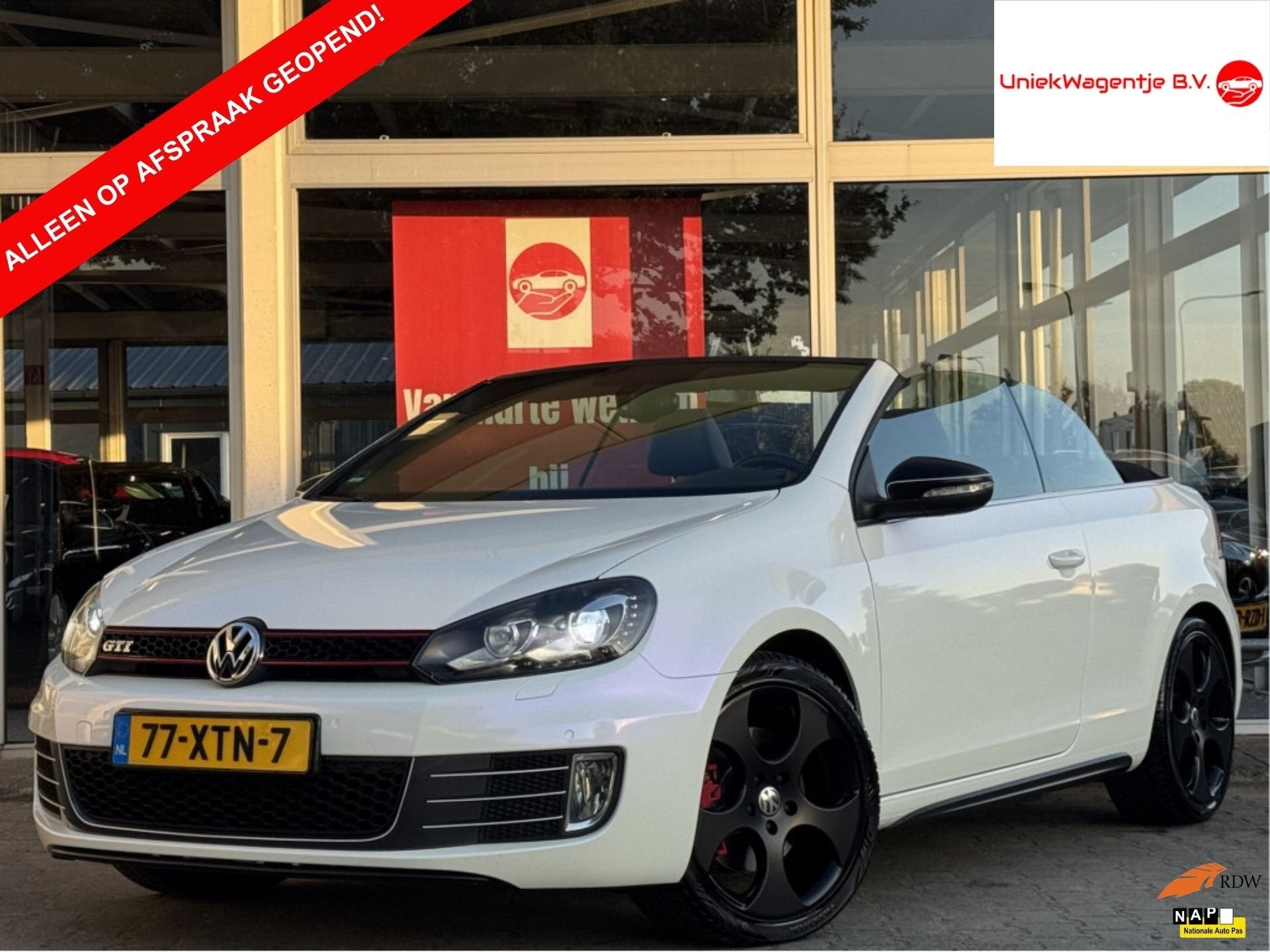 Volkswagen Golf Cabriolet 2.0 TSI GTI | NL-AUTO! | DEALER OH, Euro 5, Gebruikt, Zwart, 4 cilinders