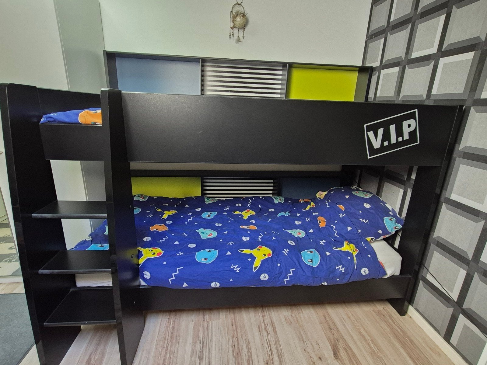 Parisot stapelbed zwart VIP inclusief 2 matrassen, Ophalen of Verzenden, Stapelbed