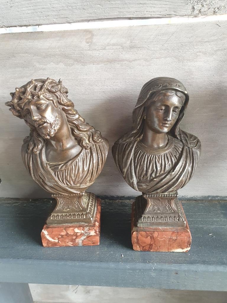 Antieke bronzen bustes van Jezus en Maria op marmeren sokkel, Ophalen of Verzenden