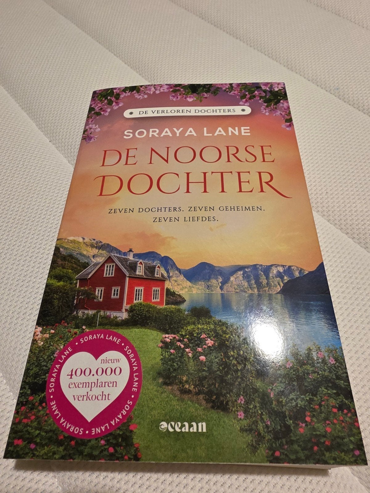 Soraya Lane - De Noorse Dochter (De Verloren Dochters), Ophalen, Zo goed als nieuw, Soraya Lane, Nederland
