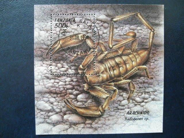 Postzegels insecten Tanzania blok 1994 - spinnen cw. € 3,60., Ophalen of Verzenden, Gestempeld, Dier of Natuur