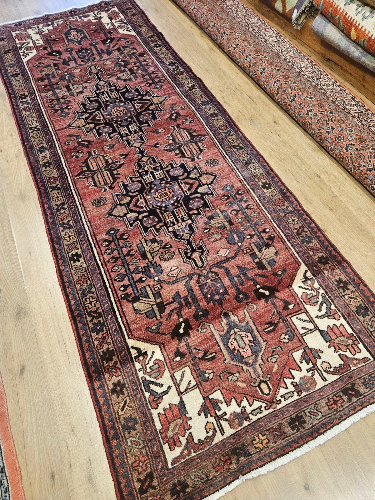 Vintage Handgeknoopt perzisch tapijt loper hamadan 305x107, Info@SlatsAntiek.nl, Tweedehands, Tweedehands, 100 tot 150 cm