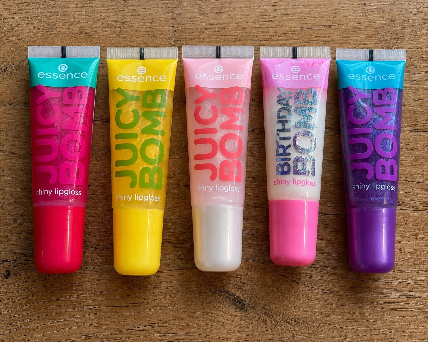 Essence Juicy Bomb Shiny Lipgloss - Diverse Kleuren, Nieuw, Ophalen of Verzenden, Make-up, Overige kleuren