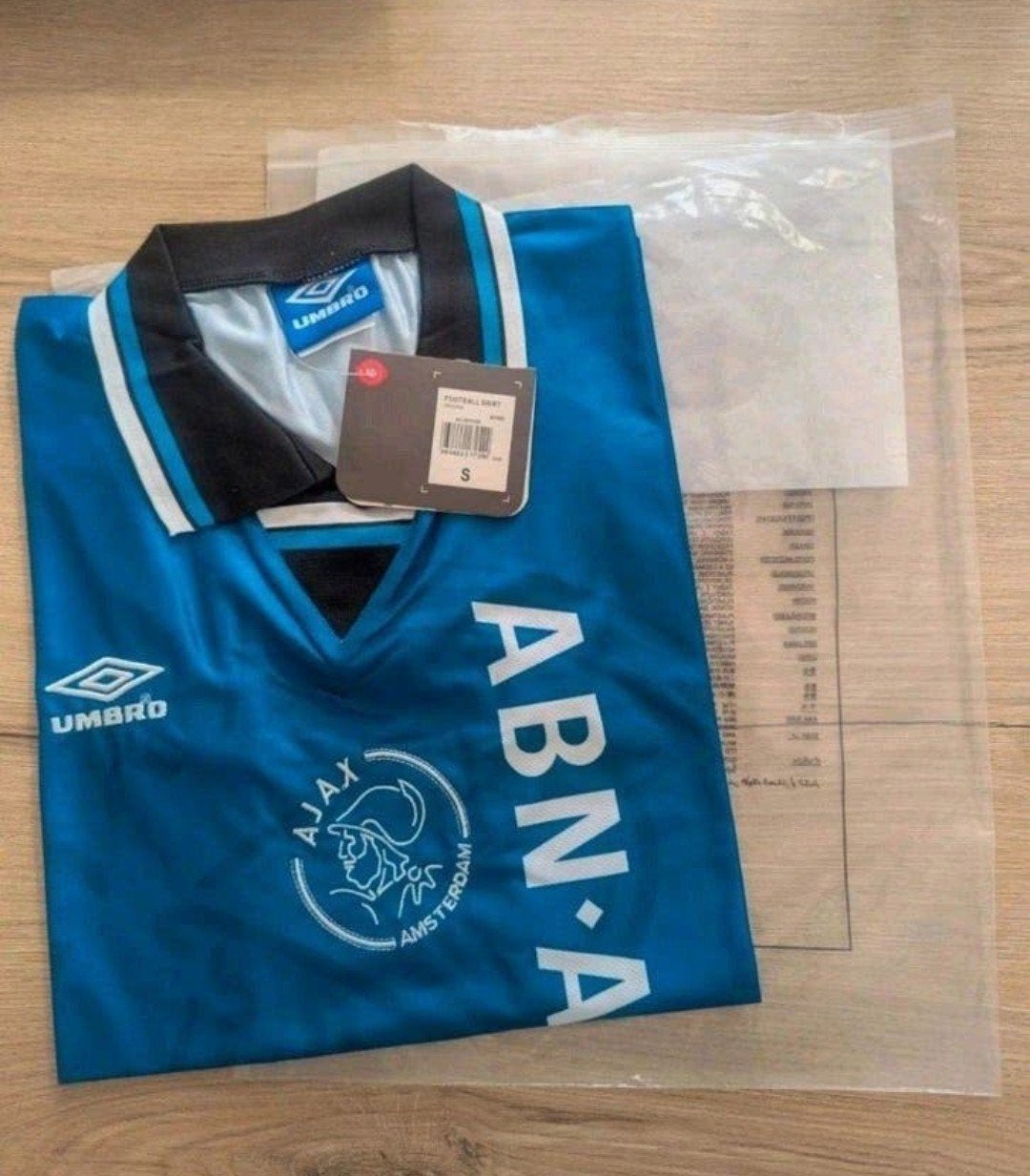 Nieuw Ajax retro shirt 1995/1996 maat S, Verzamelen, Sportartikelen en Voetbal, Ophalen of Verzenden, Nieuw, Ajax, Shirt