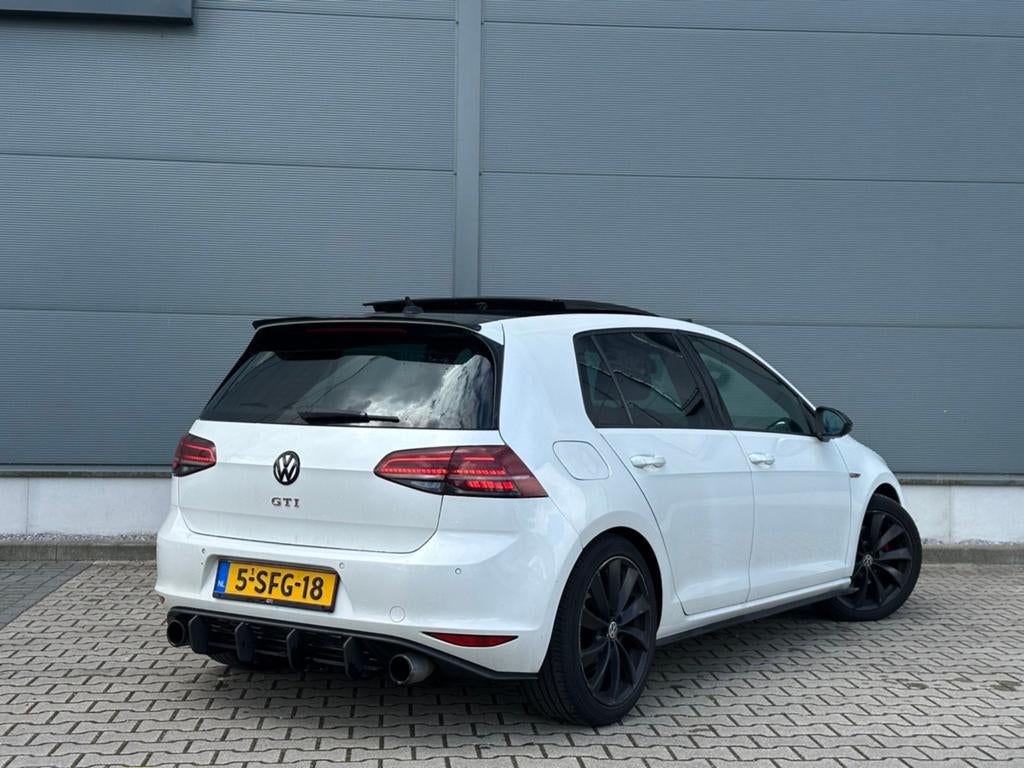 Volkswagen Golf 7 GTI 2.0 TSI 230 PK - Full Option, 1984 cc, Wit, Origineel Nederlands, Stationwagon