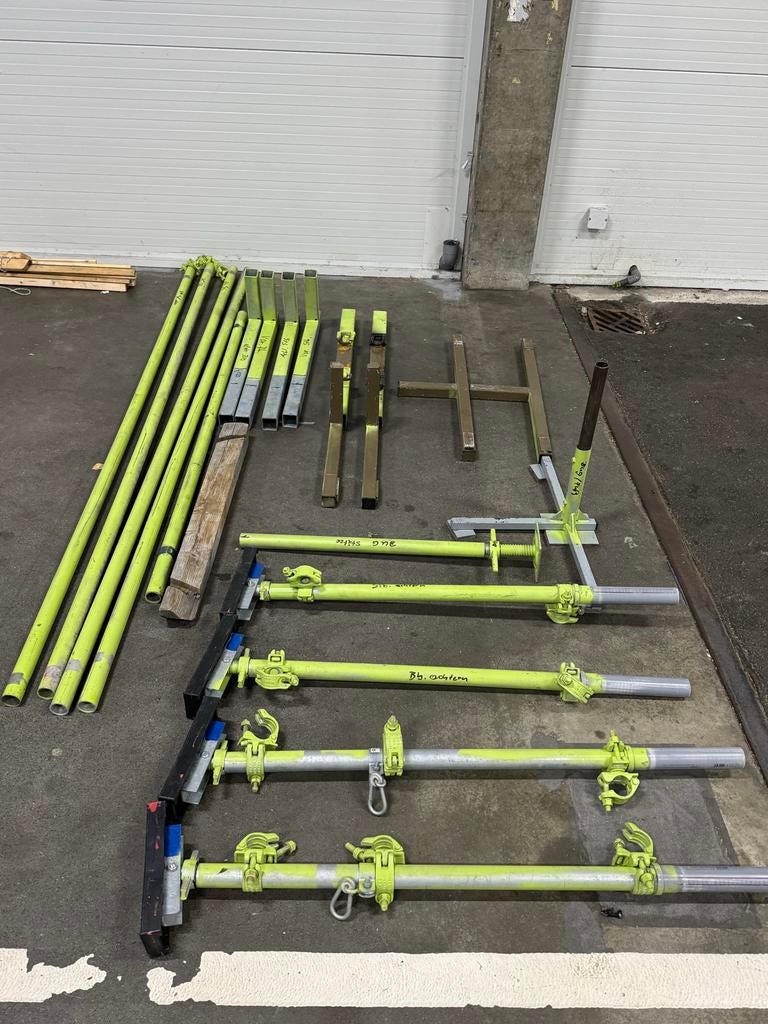 Metalen bootbok voor 3 to 8 tons boten, Ophalen, Gebruikt, Overige typen