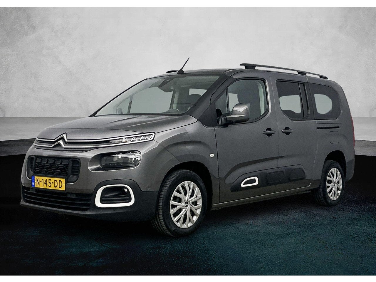 Citroën Berlingo XL 1.2 130pk Feel 7p. | Automaat | Stoelve, Auto's, Citroën, Gebruikt, 1199 cc, 7 stoelen, 1500 kg