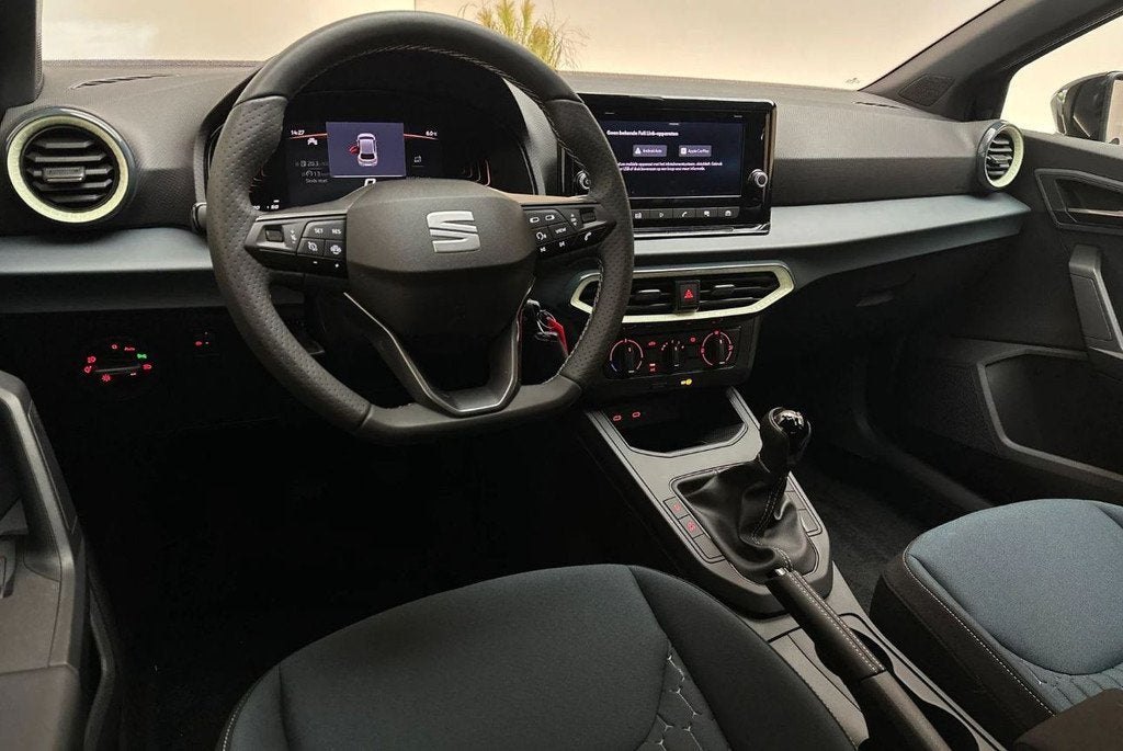 SEAT Ibiza 1.0 EcoTSI Style Plus NIEUW MODEL € 2.000,- inr, Voorwielaandrijving, 12 maanden, Stof, Origineel Nederlands