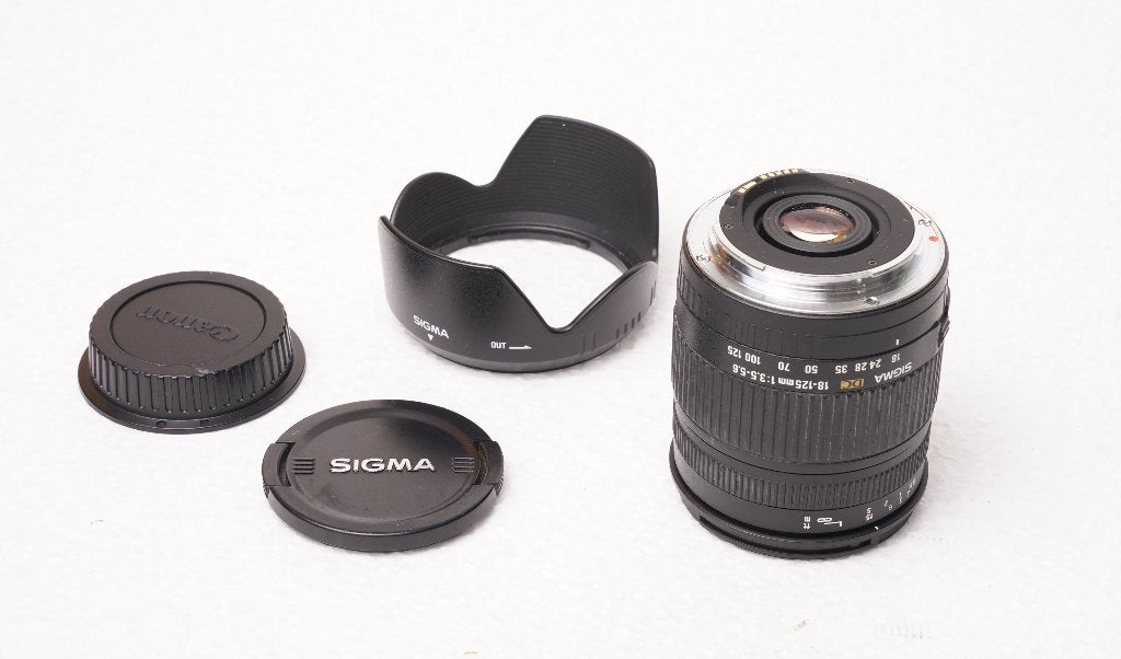 Sigma DC 18-125mm 1:3.5-5.6 zoomlens, Audio, Tv en Foto, Sigma, Overige typen, Ophalen of Verzenden, Zo goed als nieuw