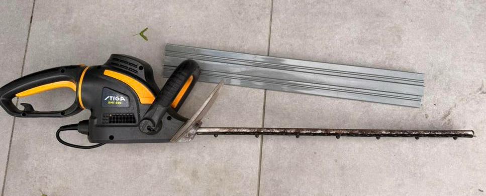 Heggenschaar stiga 600, Tuin en Terras, Heggenscharen, Ophalen, Gebruikt, Elektrisch