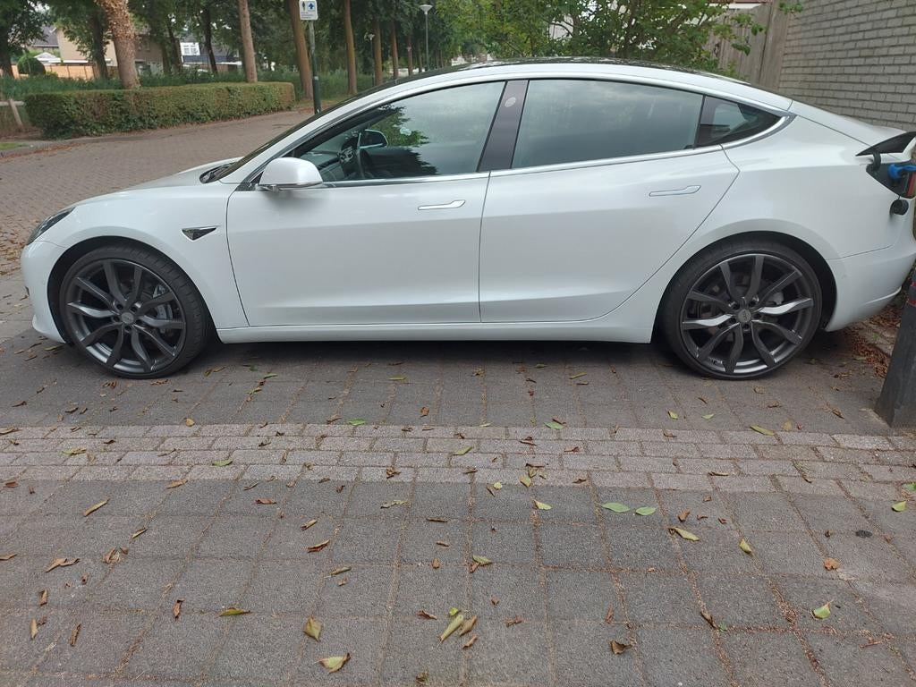 TESLA MODEL 3  VOLVO XC60 MAK VELGEN BANDEN maat  5x108 ET40, Ophalen, Banden en Velgen, 21 inch, Personenwagen