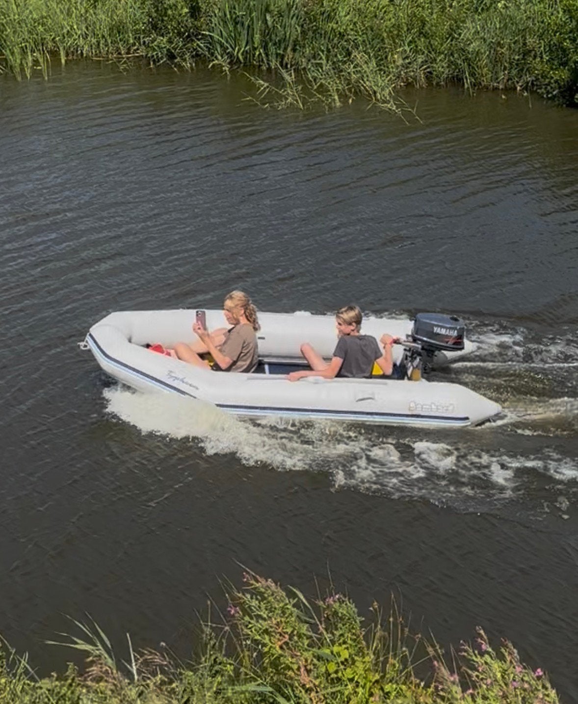 Bombard Typhoon 335 opblaasboot Yamaha 4 PK 2takt Vaarklaar!, Watersport en Boten, Rubberboten, Ophalen, Gebruikt, Bombard, Buitenboordmotor