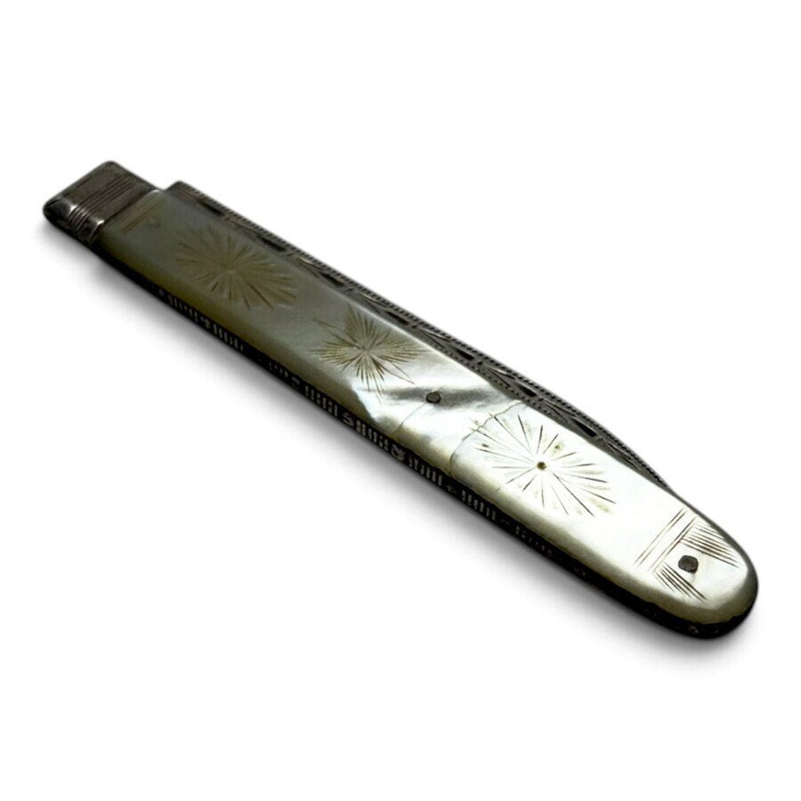 Antiek Engels zilveren en parelmoeren fruitmesje, ca. 1800