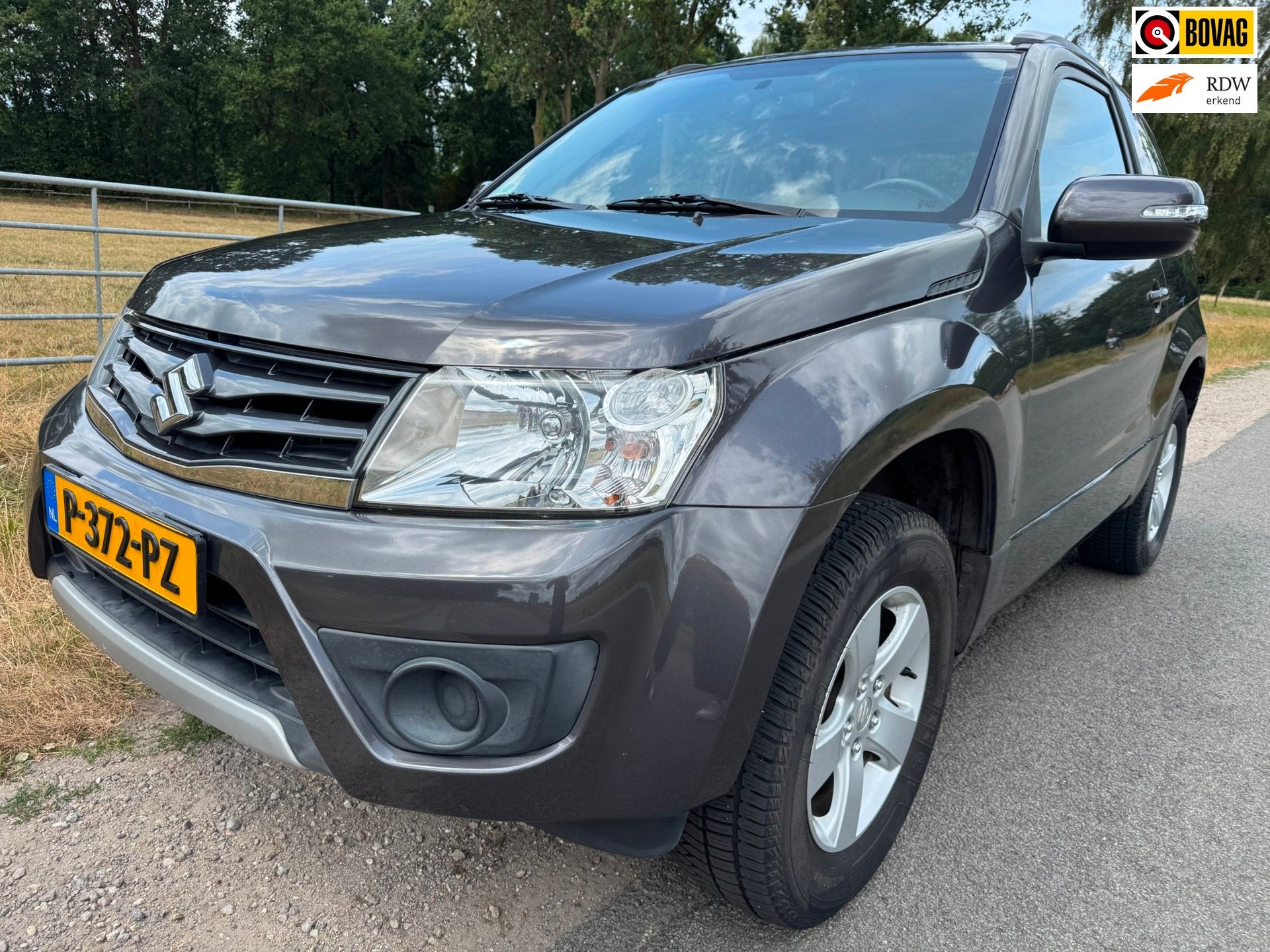 Suzuki Grand Vitara 1.6 Exclusive dealer onderhouden|climate, Auto's, Suzuki, Keurmerk '100% Onderhouden', Stof, Gebruikt, 4 cilinders