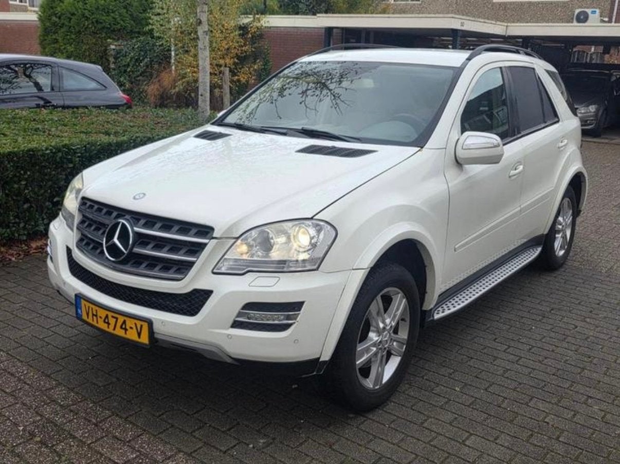 Mercedes-benz ML320 - 2009 - GRIJS KENTEKEN, Auto's, Bestelauto's, Automaat, 2175 kg, Beige, Diesel