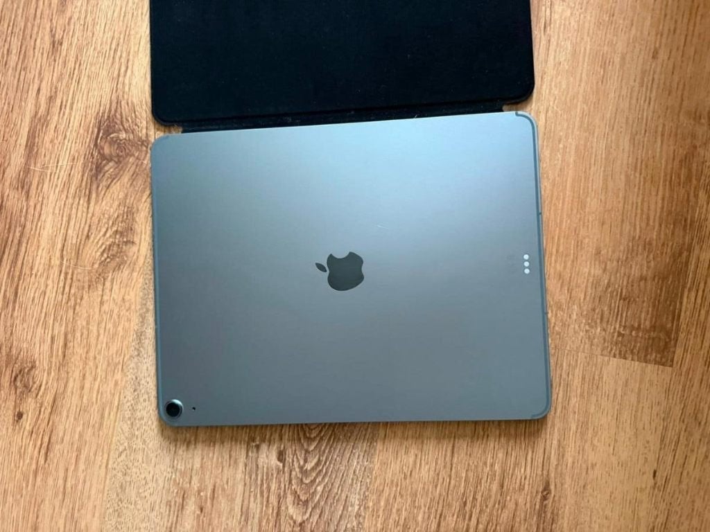 Foto 3 van Apple iPad Air 13 inch M3 (2025) 256GB met keyboard ZGAN
