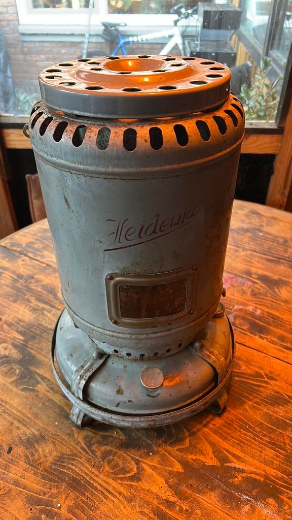 Heideria petroleum kachel, Ophalen, Gebruikt, Overige brandstoffen, Petroleumkachel