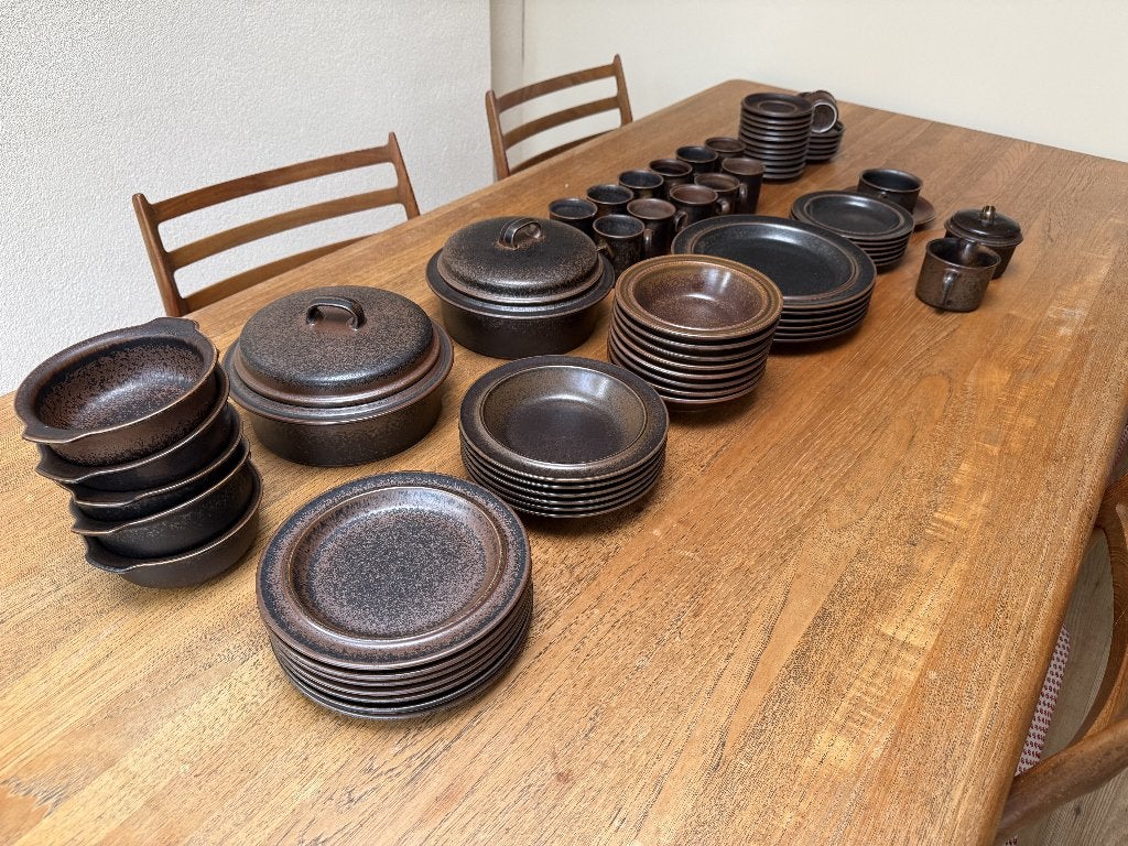 Groot Ruska Scandinavisch Vintage Servies - Tijdloos Design, Huis en Inrichting, Keramiek, Ophalen of Verzenden, Zo goed als nieuw