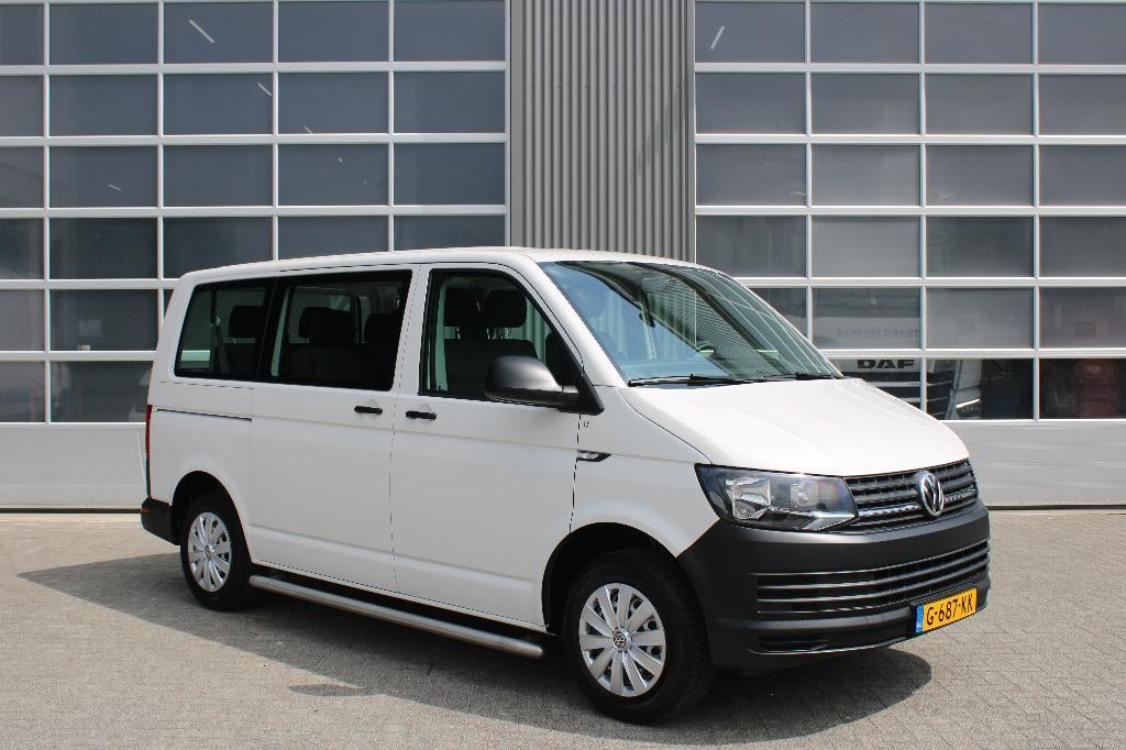 Volkswagen Transporter Kombi 2.0 TDI, 9 Persoons, 2019, NAP, Auto's, Voorwielaandrijving, Stof, Euro 6, 241 €/maand