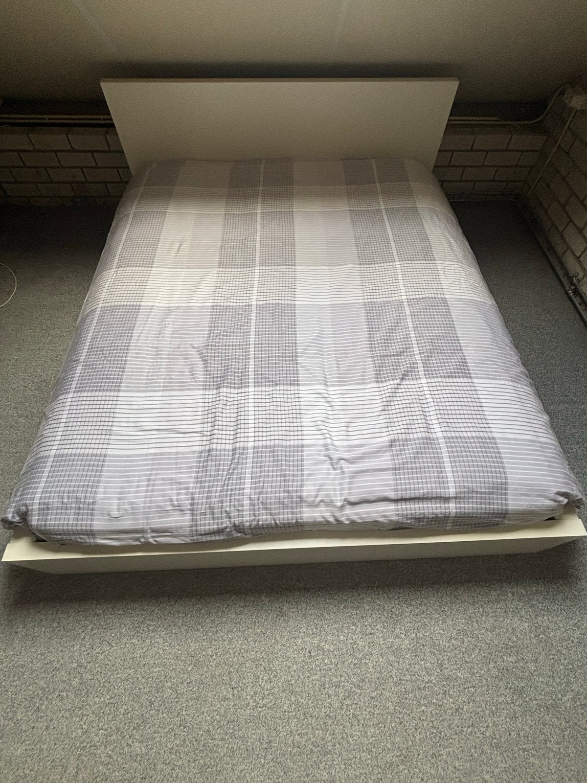 Malm Ikea bed incl lattenbodem en matras (160x200), Huis en Inrichting, Ophalen, Gebruikt, Wit, Tweepersoons