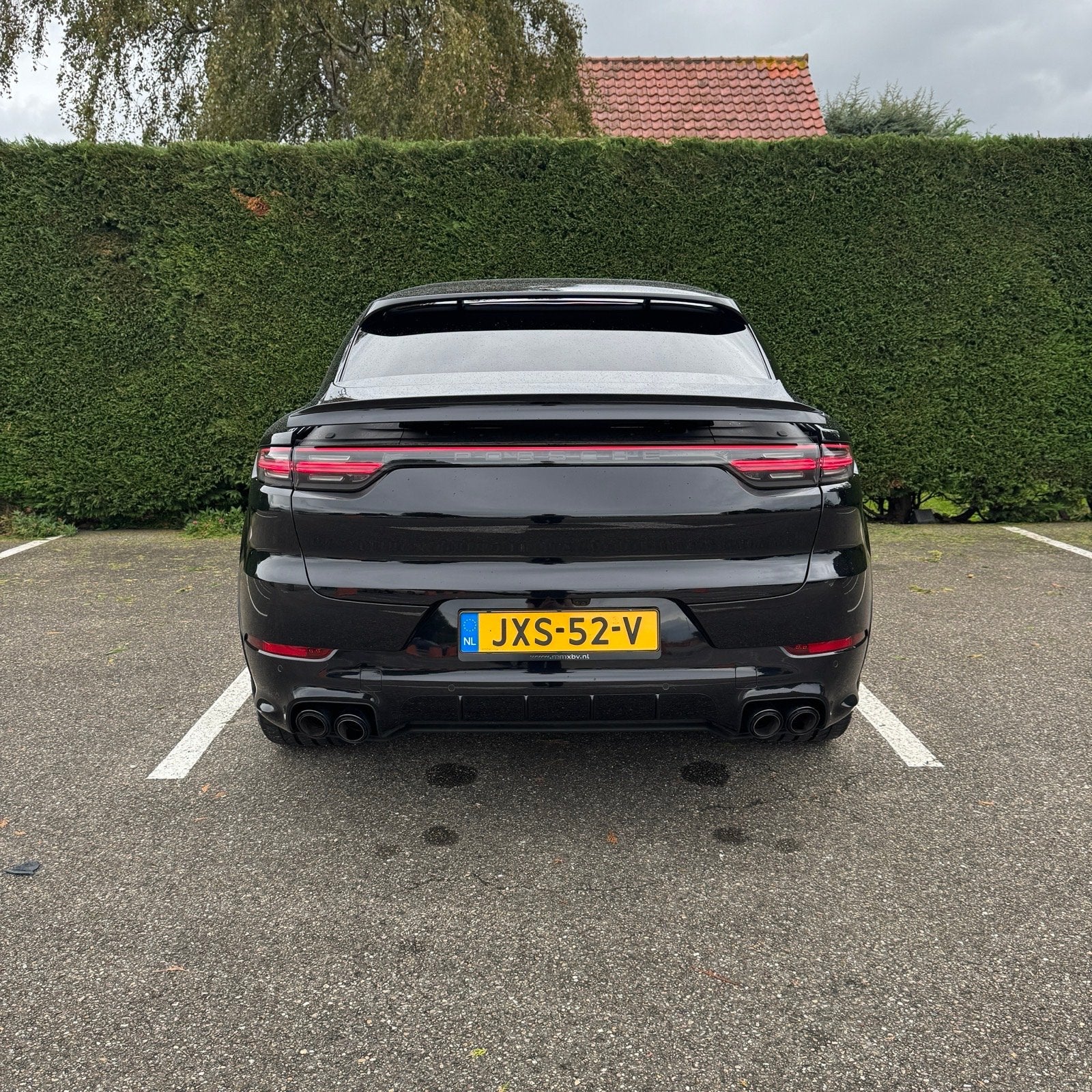 Porsche Cayenne 4.0 V8 680pk Turbo S E-hybrid 2021 Zwart, Auto's, Automaat, Cayenne, 3000 kg, Zwart