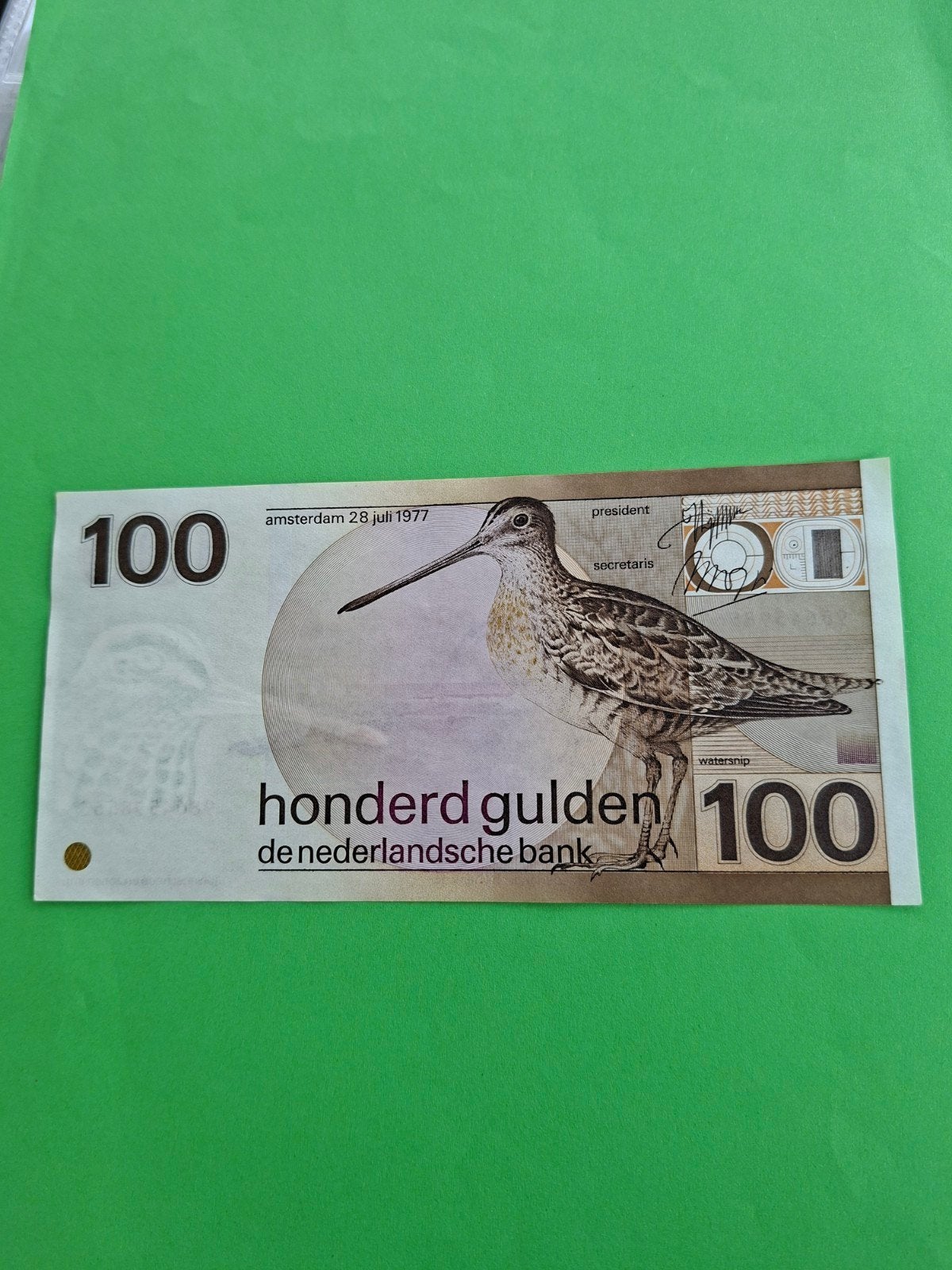 100 Gulden Snip uit 1977 in UNC
Serie nummer 9864598563
NVMH, Postzegels en Munten, Bankbiljetten | Nederland, Ophalen of Verzenden